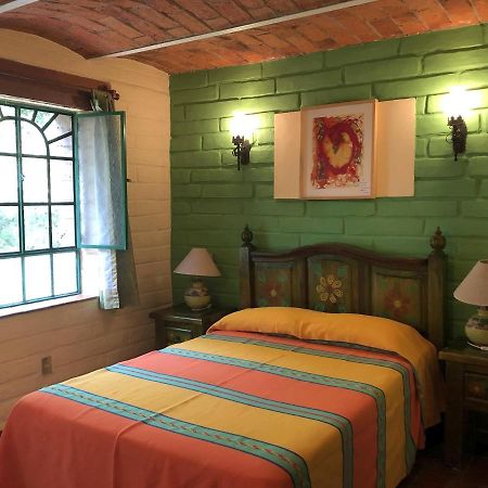 Bed and Breakfast Casa Del Retono Tlaquepaque Екстер'єр фото