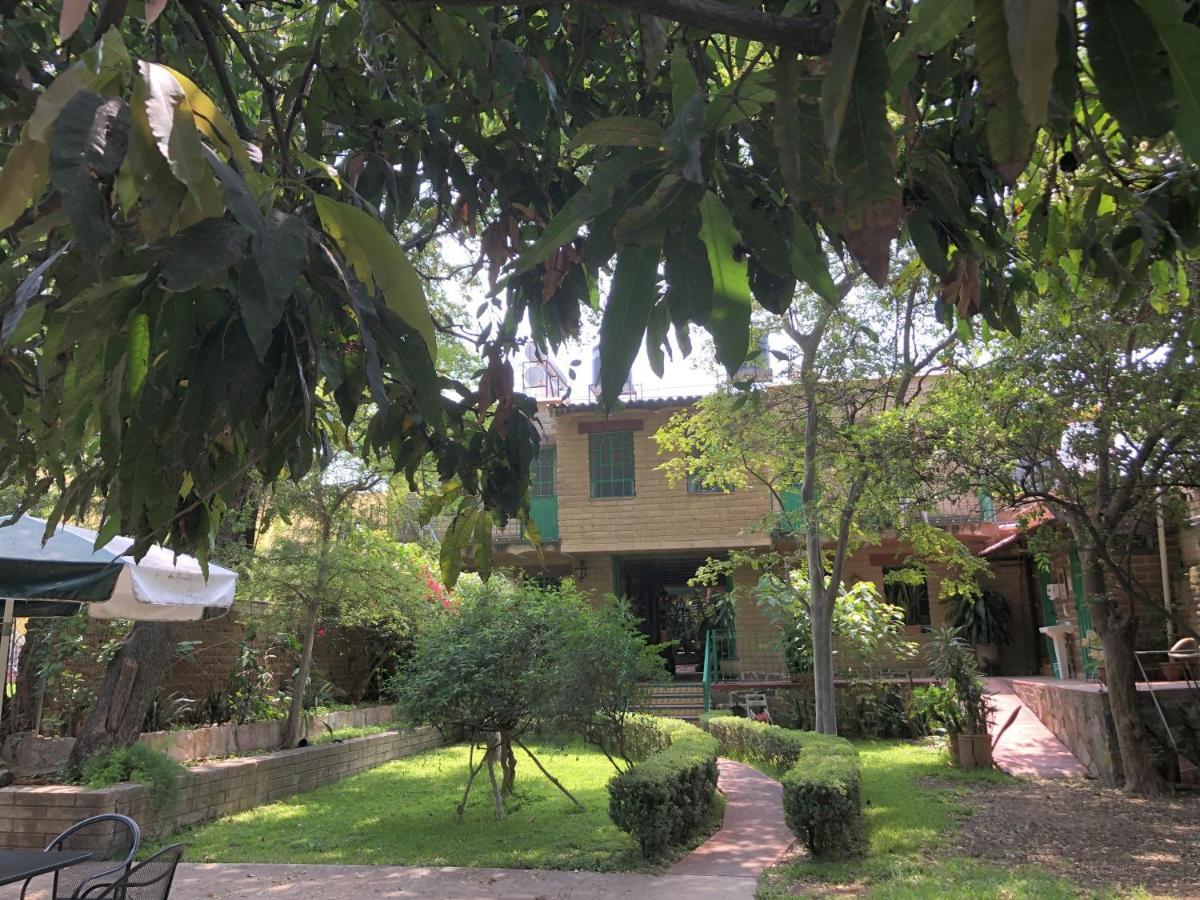 Bed and Breakfast Casa Del Retono Tlaquepaque Екстер'єр фото