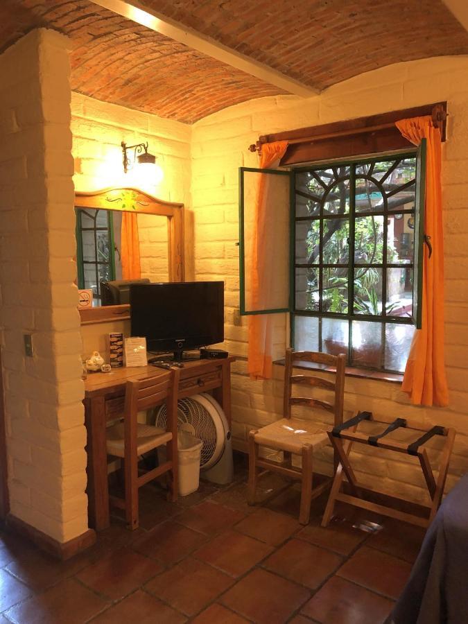 Bed and Breakfast Casa Del Retono Tlaquepaque Екстер'єр фото