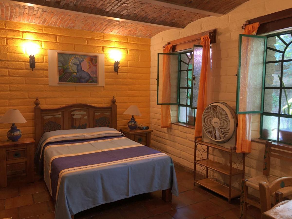Bed and Breakfast Casa Del Retono Tlaquepaque Екстер'єр фото