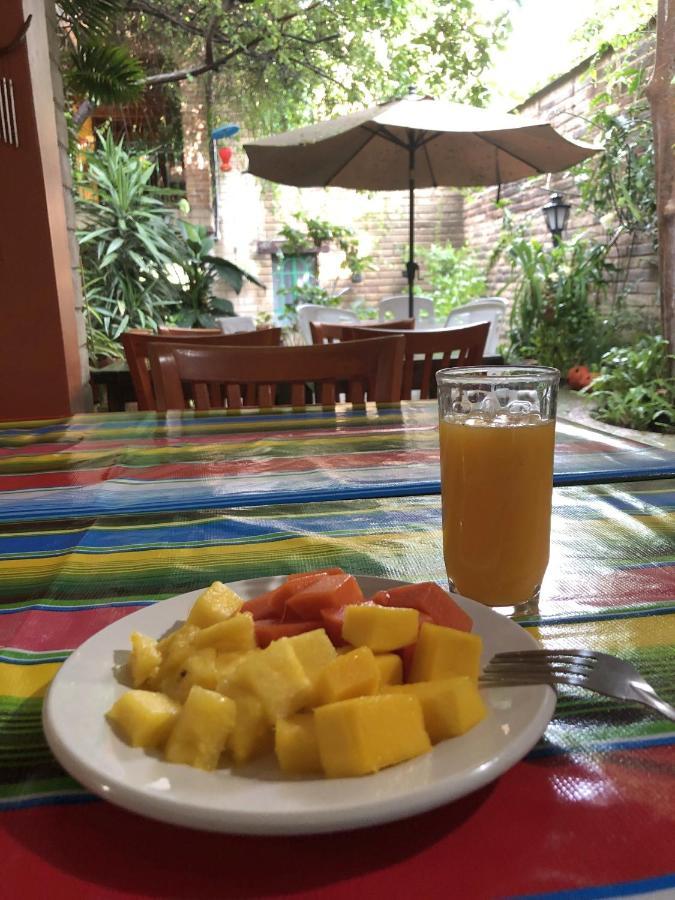 Bed and Breakfast Casa Del Retono Tlaquepaque Екстер'єр фото