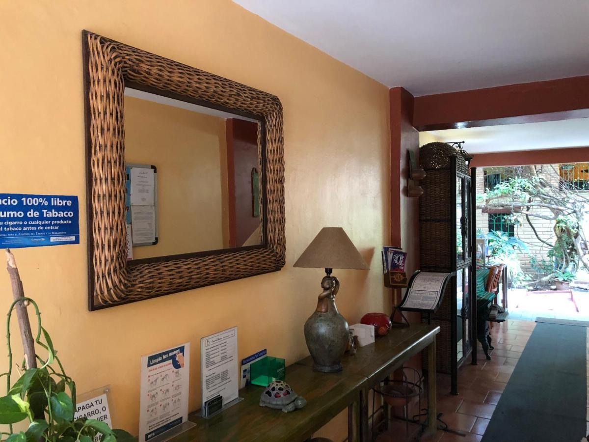 Bed and Breakfast Casa Del Retono Tlaquepaque Екстер'єр фото