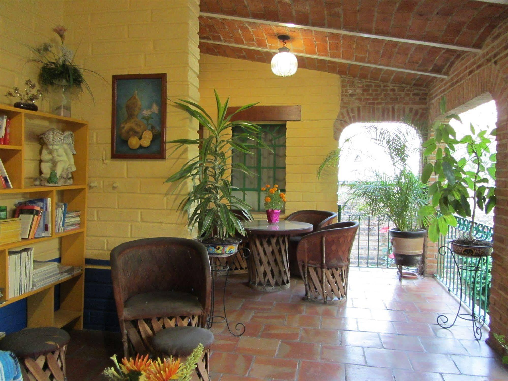 Bed and Breakfast Casa Del Retono Tlaquepaque Екстер'єр фото