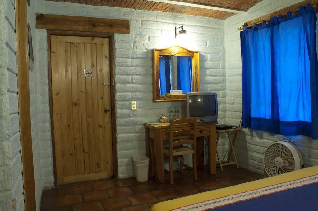 Bed and Breakfast Casa Del Retono Tlaquepaque Екстер'єр фото
