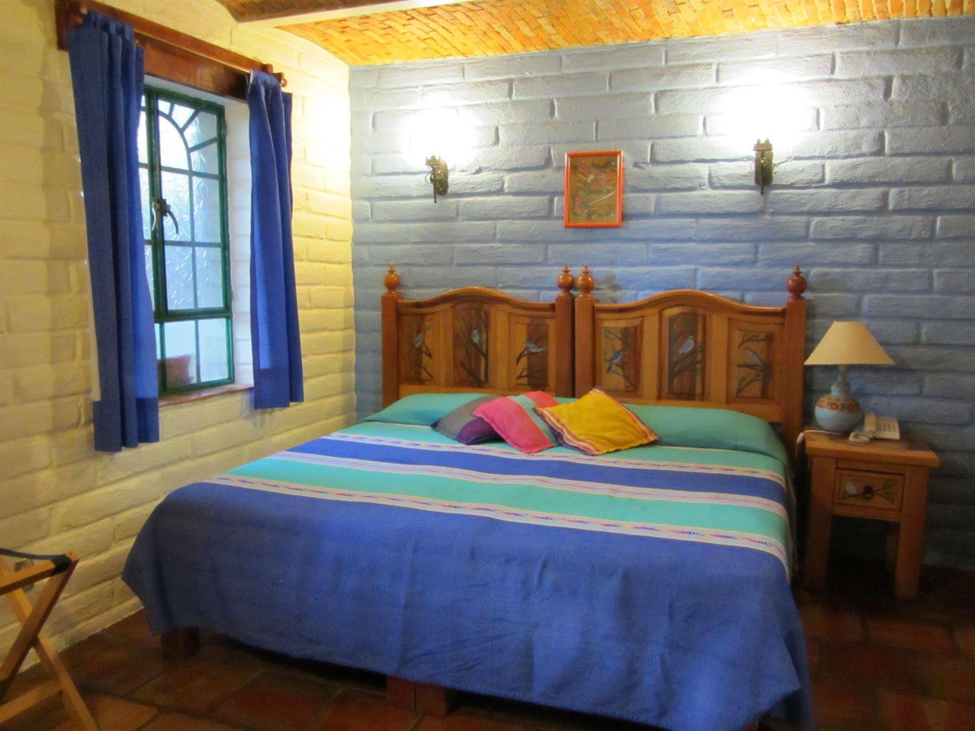 Bed and Breakfast Casa Del Retono Tlaquepaque Екстер'єр фото